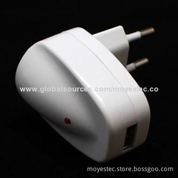 USB Travel Charger for iPhone 3G/4/4S and Mobile Phones, 5V/1,000mA Output